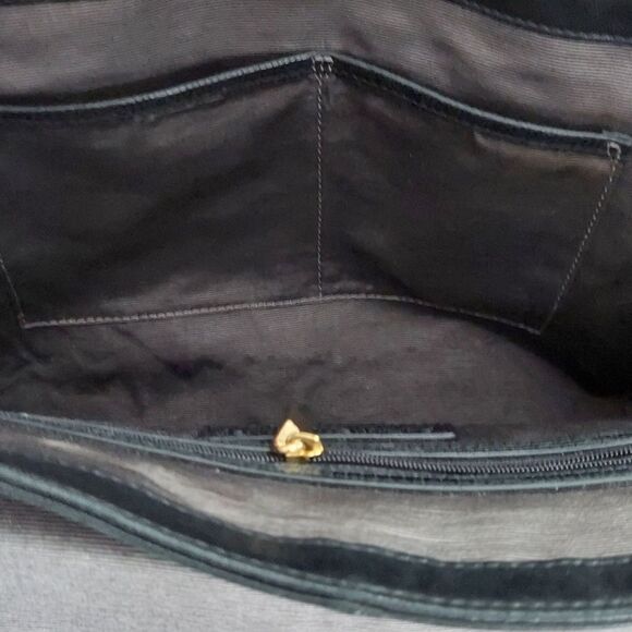 Elizabeth and James Black Lambskin Crossbody Bag NWOT Designer - Picture 8 of 10